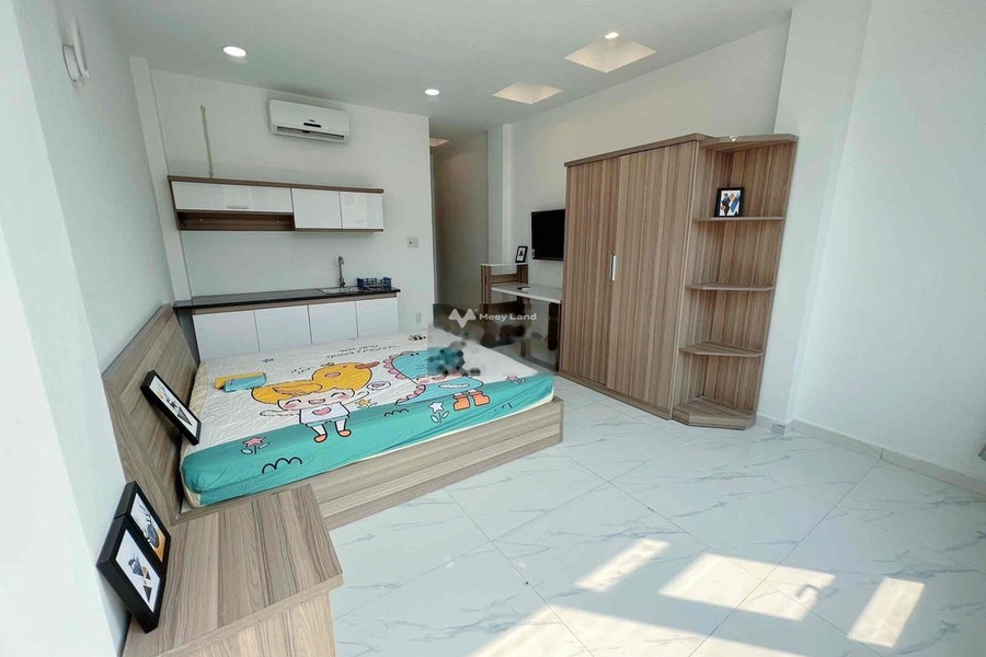 Cho thuê căn hộ có diện tích thực là 30m2 vị trí đặt vị trí ngay trên Nguyễn Trãi, Phường 10 thuê ngay với giá siêu mềm từ 6 triệu/tháng lh ngay!-01