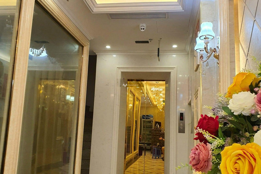 Bán nhà ở có diện tích chính 90m2 bán ngay với giá vô cùng rẻ 43 tỷ vị trí nằm tại Nguyễn Chánh, Trung Hòa-01