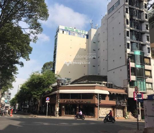 Cho thuê nhà có diện tích chính 150m2 vị trí mặt tiền tọa lạc gần Quận 1, Hồ Chí Minh không lo ngập nước
