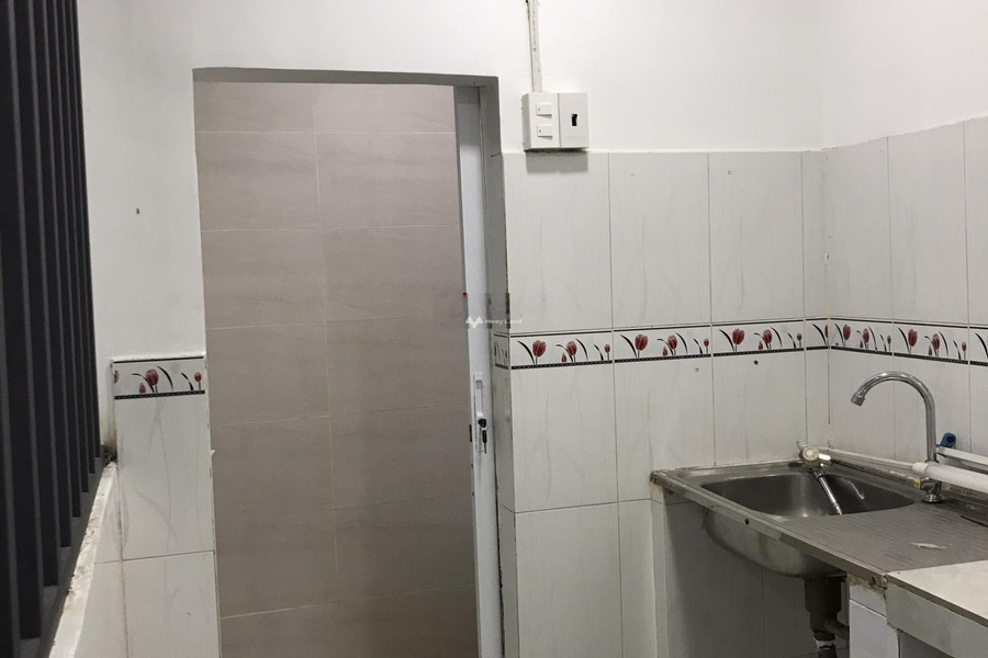 Giá chỉ 2.85 tỷ bán nhà có diện tích rộng 32m2 trong Tân Sơn Nhì, Hồ Chí Minh ngôi nhà này có 2 PN, 1 WC hỗ trợ mọi thủ tục miễn phí, giá mùa dịch.-01