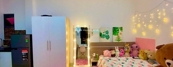 Cho thuê phòng trọ diện tích 25m2 gần Quận 4, Hồ Chí Minh-02