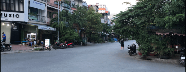 Bán rẻ nhà xinh góc 2 mặt tiền 64m2 Bùi Minh Trực, Quận 8, Hồ Chí Minh-03