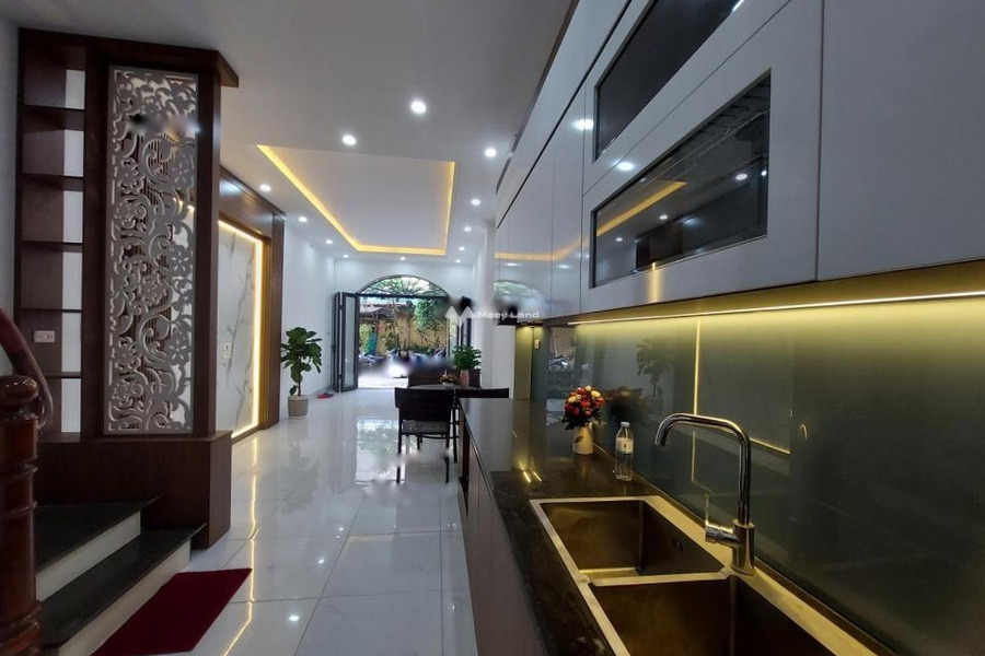 Nhà có 3 phòng ngủ, cho thuê nhà, thuê ngay với giá mềm 15 triệu/tháng diện tích như sau 45m2 trong Khương Hạ, Thanh Xuân-01