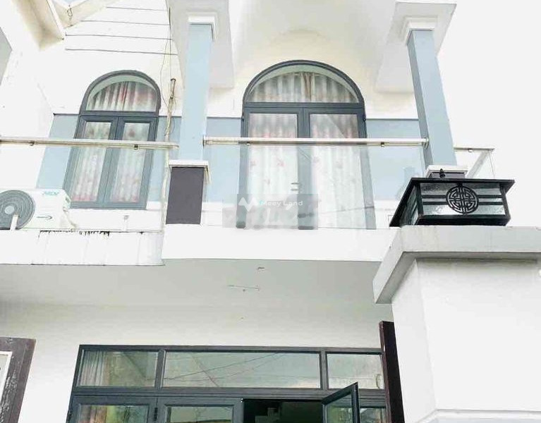 Mặt tiền nằm ngay trên Nguyễn Thị Định, Phú Khương cho thuê nhà thuê ngay với giá vô cùng rẻ 7 triệu/tháng, ngôi nhà có tổng cộng 3 phòng ngủ, 2 WC-01