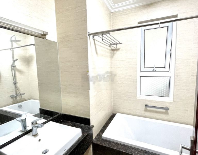 Cho thuê căn hộ tọa lạc ở Mễ Trì, Hà Nội thuê ngay với giá đề xuất 14 triệu/tháng, tổng quan bao gồm 2 phòng ngủ, 2 WC khu vực đông đúc-01