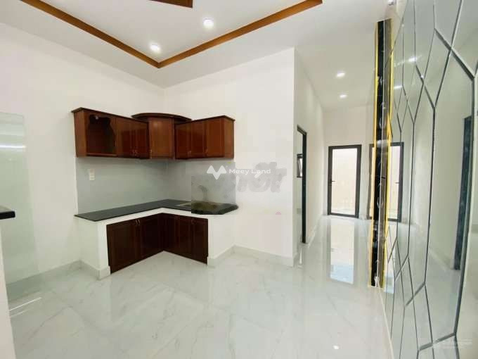 Bán nhà bán ngay với giá siêu tốt chỉ 710 triệu diện tích 50m2 vị trí thuận lợi tại Tân Túc, Hồ Chí Minh-01