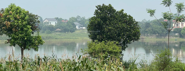 Bán 1000m2 đất mặt hồ Đồng Chanh, Lương Sơn, giá 8,5 tỷ. LH: 0988 168 *** -03