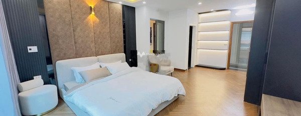 Căn nhà có tổng cộng 4 phòng ngủ, bán nhà ở có diện tích chính 45m2 bán ngay với giá hạt dẻ 5.3 tỷ vị trí đặt ở tại Ba Đình, Hà Nội-02