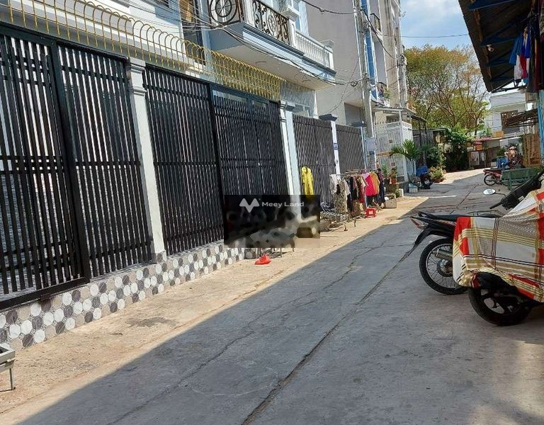 Bán nhà ở có diện tích chính 60m2 bán ngay với giá siêu rẻ từ 7.2 tỷ vị trí đẹp ngay trên Nguyễn Quý Yêm, An Lạc-01