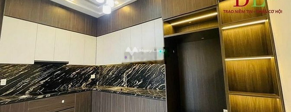 Vị trí nằm tại Đà Lạt, Lâm Đồng bán nhà bán ngay với giá cực êm chỉ 10.2 tỷ trong ngôi nhà này có 4 phòng ngủ 4 WC-02
