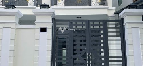 Nhà tổng quan gồm có 2 phòng ngủ, bán biệt thự, bán ngay với giá thương mại từ 920 triệu diện tích rộng 80m2 Bên trong Trịnh Quang Nghị, Phong Phú-03