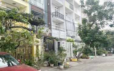 Nhà gồm 4 phòng ngủ, cho thuê nhà, giá thuê cực êm 26 triệu/tháng diện tích 90m2 vị trí thuận lợi gần Quận 8, Hồ Chí Minh-02