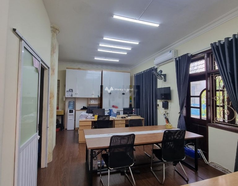 Vị trí mặt tiền tọa lạc trên Yên Hòa, Hà Nội cho thuê sàn văn phòng giá thuê khởi đầu từ 2.5 triệu/tháng có diện tích chuẩn 50m2-01