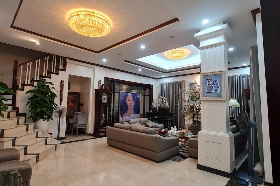 5 phòng ngủ, bán biệt thự, bán ngay với giá siêu rẻ từ 39 tỷ diện tích rộng rãi 200m2 vị trí mặt tiền ngay tại Nam Từ Liêm, Hà Nội-01