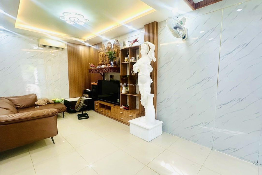 Nhà có 2 PN bán nhà ở có diện tích chính 48m2 bán ngay với giá đặc biệt từ 2.8 tỷ mặt tiền tọa lạc gần Phước Hải, Nha Trang-01