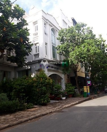 Nhà 5 PN cho thuê nhà ở diện tích rộng 222m2 thuê ngay với giá chốt nhanh từ 45 triệu/tháng tọa lạc ngay tại Quận 7, Hồ Chí Minh