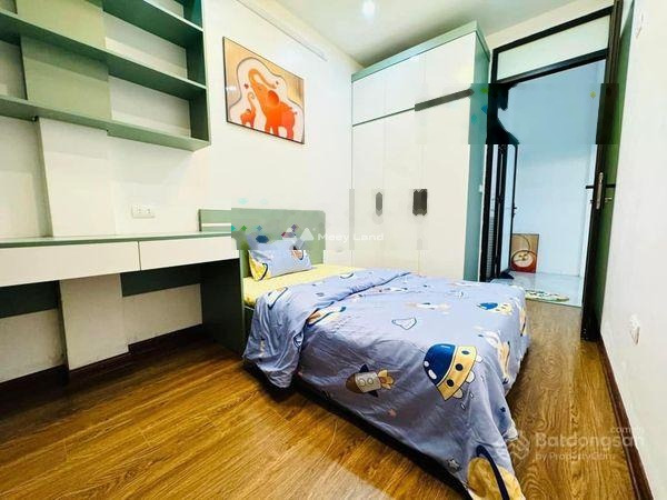 Tổng quan nhà gồm 3 phòng ngủ, bán nhà ở có diện tích chung là 32m2 giá bán cực mềm 3.99 tỷ vị trí đặt ở trung tâm Khương Đình, Hà Nội-01