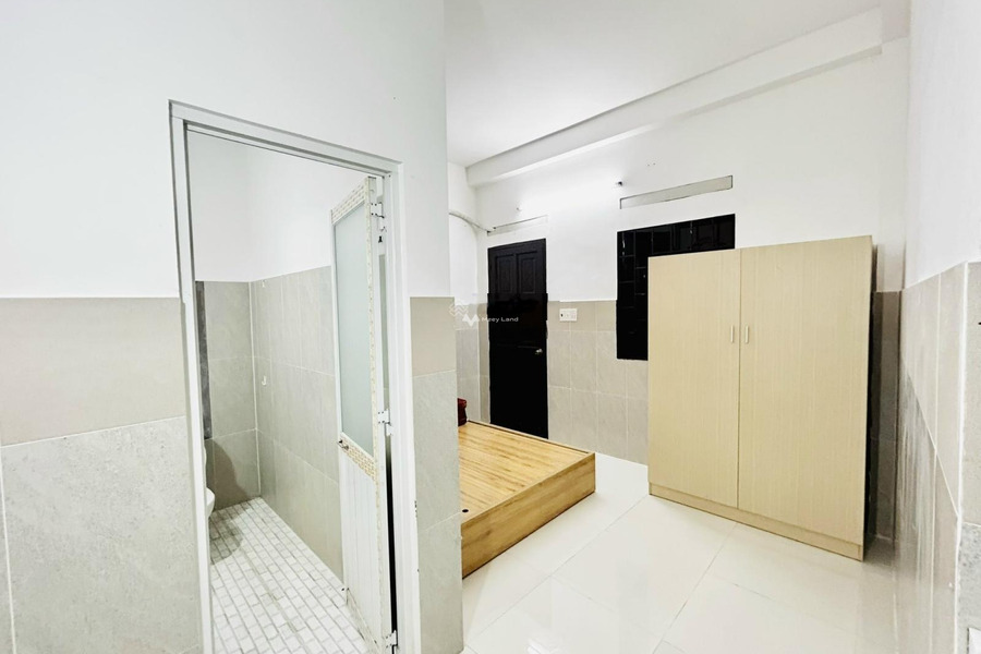 Căn phòng có nội thất tiện lợi Đầy đủ cho thuê phòng trọ Bình Trưng Tây, Hồ Chí Minh, trong ngôi nhà này 1 phòng ngủ, 1 WC tiện ích bao phê-01