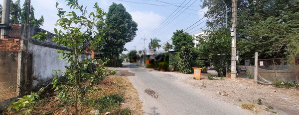 Diện tích chính là 120m2, cho thuê nhà ở vị trí thuận lợi gần Hòa Phú, Hồ Chí Minh, căn nhà bao gồm 2 PN, 2 WC giấy tờ nhanh chóng-03