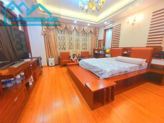 Tổng quan căn nhà này có 6 phòng ngủ, bán biệt thự diện tích trong khoảng 252m2 bán ngay với giá 35 tỷ vị trí đặt vị trí ở Long Biên, Hà Nội-01