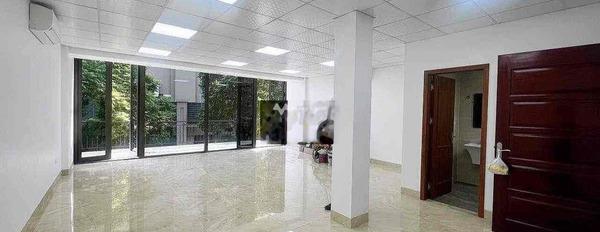 Vị trí thuận lợi ở Khương Mai, Thanh Xuân cho thuê sàn văn phòng diện tích thực khoảng 70m2 nội thất âm tường Nội thất cao cấp-02