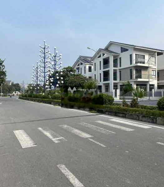 Cho thuê nhà diện tích quy đổi 180m2 vị trí ngay Dương Nội, Hà Đông giá thuê mua ngay từ 26 triệu/tháng, ngôi nhà này gồm 5 phòng ngủ-01