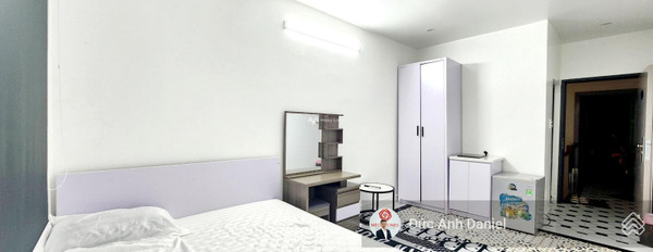 Cho thuê chung cư mặt tiền tọa lạc gần Đổng Quốc Bình, Hải Phòng, căn này gồm có 1 PN, 1 WC lh thương lượng thêm-03