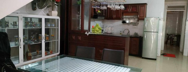 Có diện tích thực 100m2, cho thuê nhà ở vị trí đặt ở trong Ông Ích Khiêm, Đà Nẵng thuận tiện đi lại-02