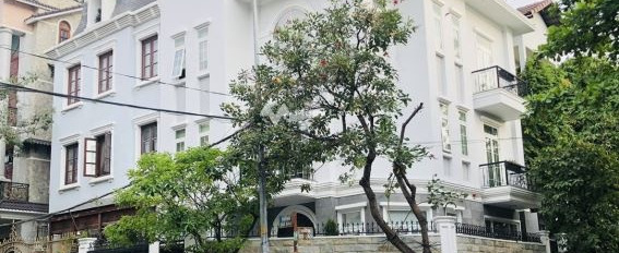 Diện tích 500m2, bán biệt thự tọa lạc ở Phú Nhuận, Hồ Chí Minh, ngôi nhà này có 4 PN, với mặt lộ rộng 16 m bãi đậu xe rộng-02