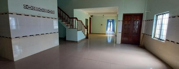 Nhà 3 PN bán nhà ở có dt chung 510 m2 giá bán ưu đãi 3.35 tỷ vị trí đặt ở trung tâm Tịnh Hà, Sơn Tịnh, hướng Bắc, chiều ngang lộ rộng 10 m-03