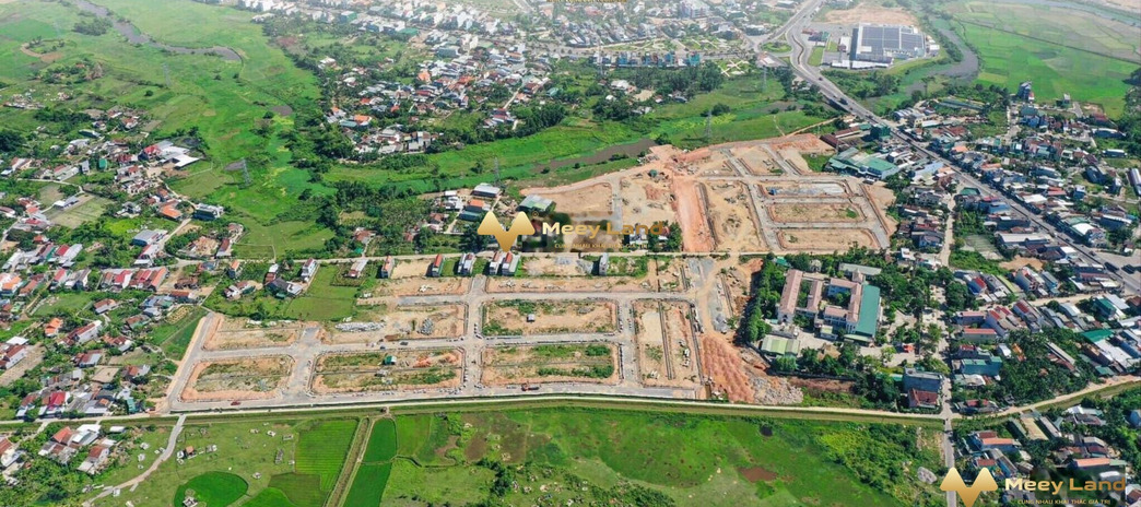 1.29 tỷ bán đất diện tích thực tế 100 m2 vị trí đặt ở trung tâm Tư Nghĩa, Quảng Ngãi, hướng Tây