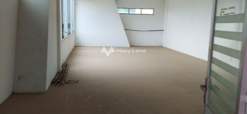 Tọa lạc ngay Đức Hòa Hạ, Đức Hòa cho thuê kho bãi 4500m2 giá thuê cực rẻ chỉ 310.5 triệu/tháng giao thông đông đúc-02