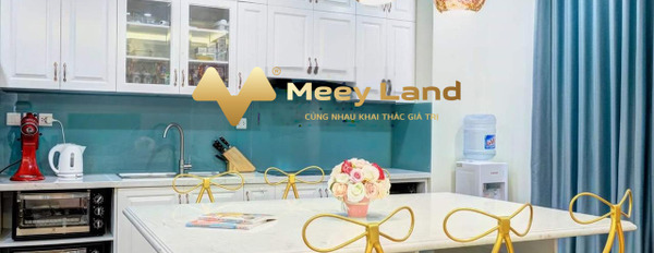 Cho thuê chung cư mặt tiền tọa lạc ngay tại Yên Hòa, Hà Nội, tổng quan có 2 phòng ngủ, 2 WC khu vực đông đúc-02