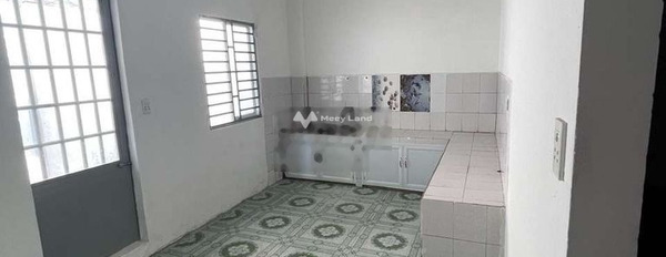 Nhà 2 tầng 200m2, 3pn kiệt 6m thông Nguyễn Chánh, chỉ 8 triệu/tháng -03