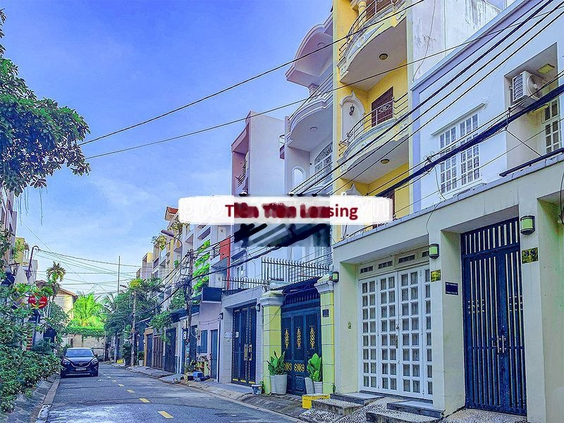Nằm ngay bên trong Đường Số 33, Hồ Chí Minh cho thuê nhà thuê ngay với giá chốt nhanh chỉ 21.9 triệu/tháng, nhà này gồm có 4 PN-01