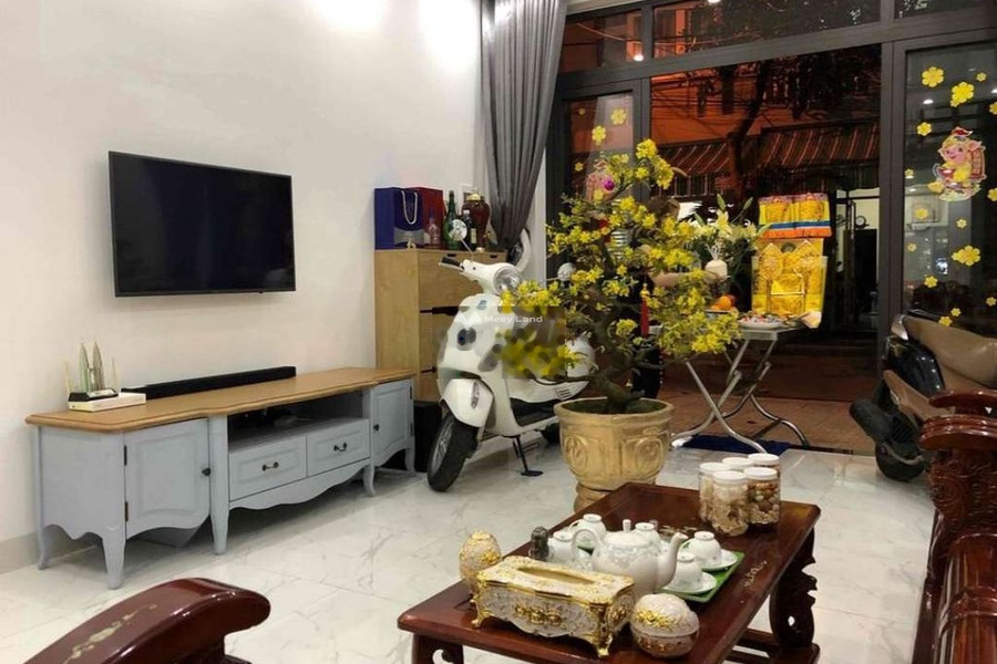 Trong nhà bao gồm 3 PN, bán nhà ở có diện tích gồm 62m2 bán ngay với giá bàn giao chỉ 4.9 tỷ vị trí đặt ngay trung tâm Thuận Phước, Hải Châu-01