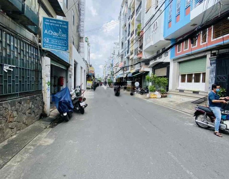Có tổng diện tích 60m2, cho thuê nhà ở vị trí thuận lợi tại Quận 10, Hồ Chí Minh, trong nhà nhìn chung gồm có 5 phòng ngủ lh thương lượng thêm-01