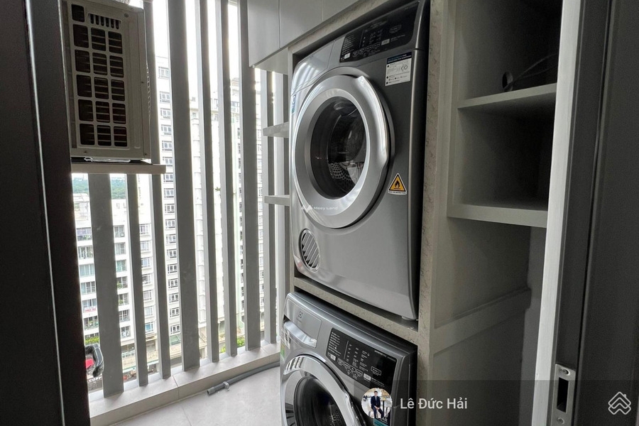 Cho thuê chung cư ngôi nhà có nội thất hoàn chỉnh Đầy đủ mặt tiền nằm ngay ở Tân Phú, Quận 7 thuê ngay với giá hạt dẻ 38 triệu/tháng-01
