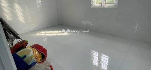 3 PN, bán biệt thự với diện tích 300m2 bán ngay với giá cực tốt chỉ 3.6 tỷ mặt tiền tọa lạc ngay tại Bình Tân, Hồ Chí Minh, đường giao thông 6 mét-03