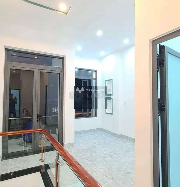 Nhà có tất cả 3 PN bán nhà bán ngay với giá thương lượng 1.05 tỷ có diện tích gồm 90m2 vị trí mặt tiền nằm ngay Bình Chánh, Hồ Chí Minh-01
