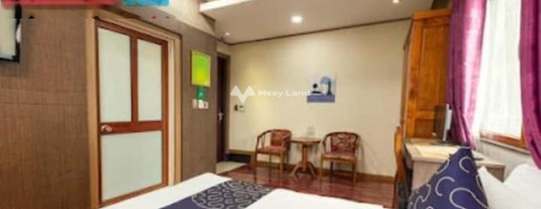 Vị trí đặt ở tại Trung Hòa, Hà Nội cần bán Khách sạn diện tích tổng 200m2, tổng quan có tổng 42 phòng ngủ giá siêu rẻ-02