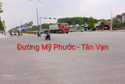 Bán kho bãi - nhà xưởng - khu công nghiệp thị xã Bến Cát tỉnh Bình Dương giá 24.5 tỷ