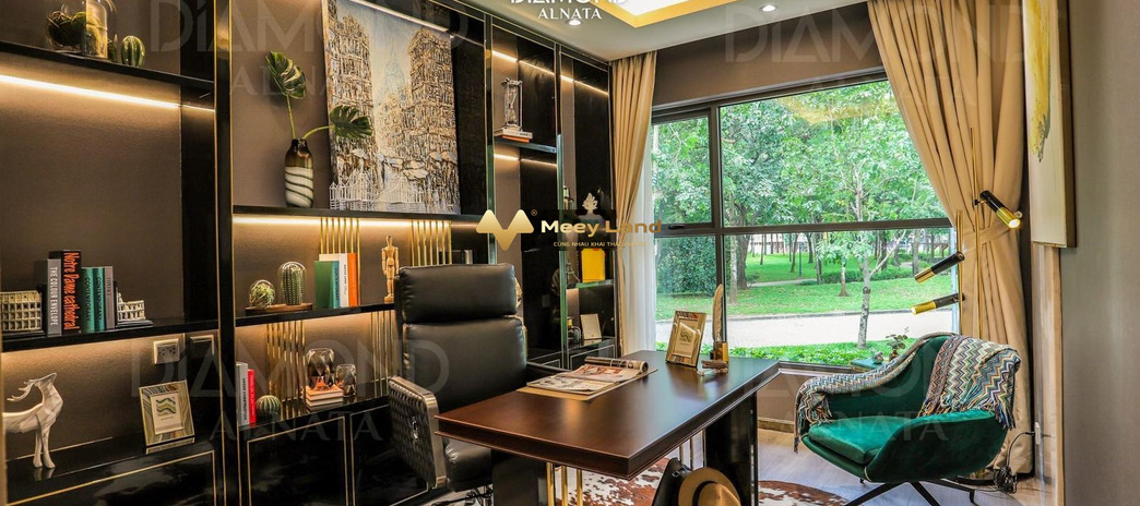 Khoảng 4.4 tỷ bán căn hộ diện tích rộng là 88 m2 mặt tiền nằm tại Quận Tân Phú, Hồ Chí Minh