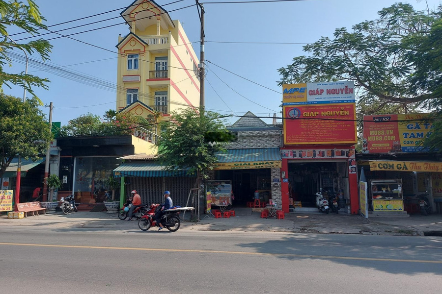 Bán nhà tọa lạc ngay ở Lê Văn Khương, Hồ Chí Minh giá nhỉnh 13 tỷ diện tích 150m2, hướng Tây - Bắc căn này bao gồm 2 PN-01