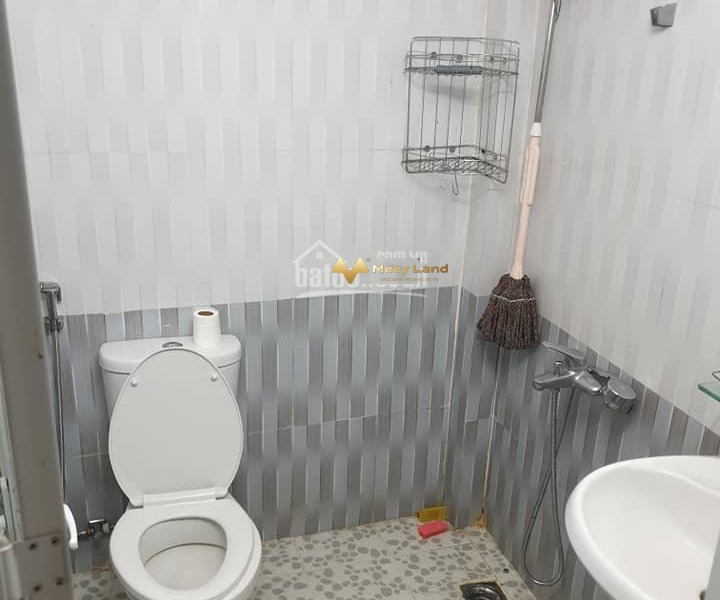 Tổng quan gồm có máy giặt riêng cho thuê phòng trọ Đường Nguyễn Công Trứ, Đà Nẵng, trong nhà này gồm 1 phòng ngủ, 1 WC hỗ trợ mọi thủ tục miễn phí-01