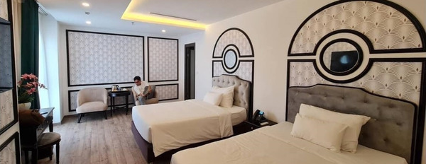 Bán khách sạn phố Nguyễn Thị Định siêu vip 520m2 10 tầng - mặt tiền 15m-02