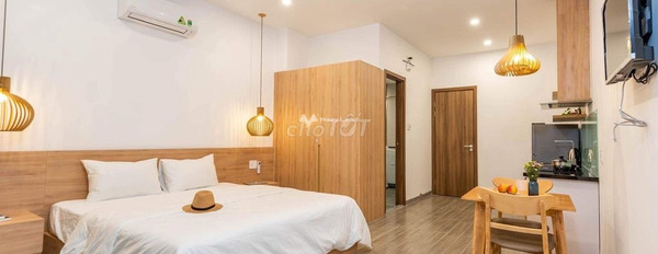 Trong căn hộ 1 phòng ngủ, cho thuê căn hộ nằm ngay An Hải Bắc, Đà Nẵng, 1 WC nội thất hiện đại-02