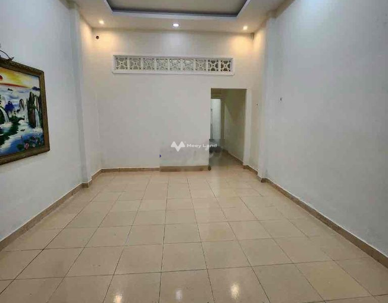 Cho thuê nhà diện tích 40m2 Phường 8, Hồ Chí Minh-01