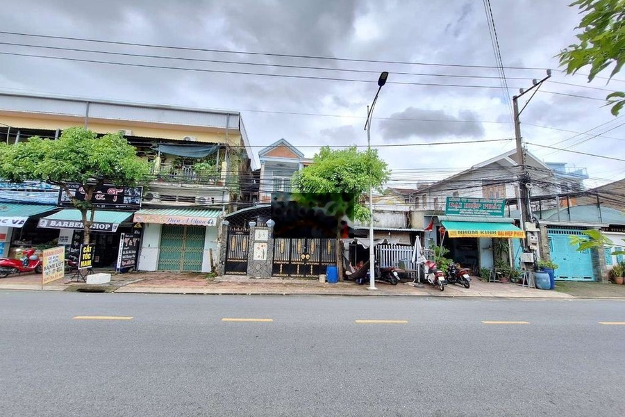 Nhà mặt tiền kinh doanh đường Phan Thanh Giản, gần ngã tư Nhà Đỏ, 449 -01