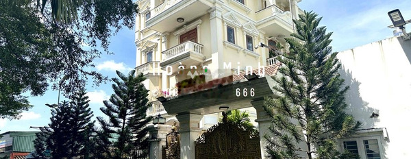 Cho thuê nhà vị trí tốt ở Lê Văn Khương, Hóc Môn, giá thuê hợp lý 39 triệu/tháng diện tích mặt tiền 750m2, nhà bao gồm 8 phòng ngủ-03